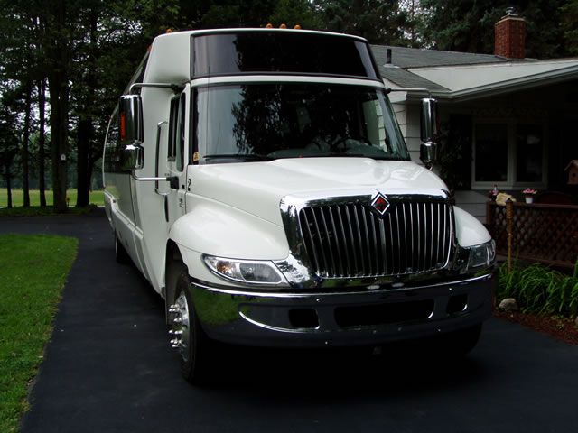 Limo's Front - Valentine's Wedding